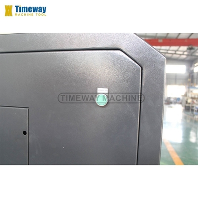 精度 82mm スピンドル 掘り込み CNC ターンマシン 多機能フラットベッドタイプ