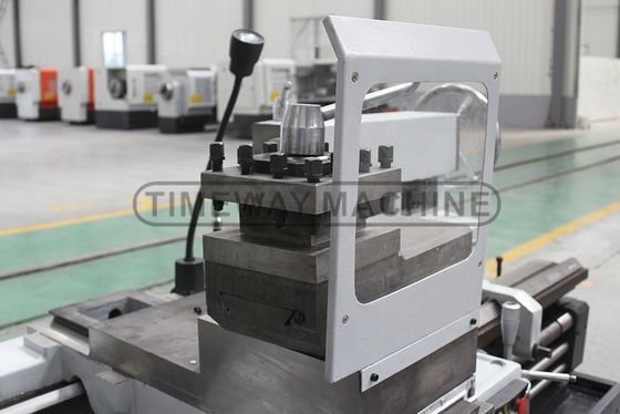 3900 KG 重さ 3725x1473x1622 mm 熱エンジン ローツメタルターニングマシン 糸を切る