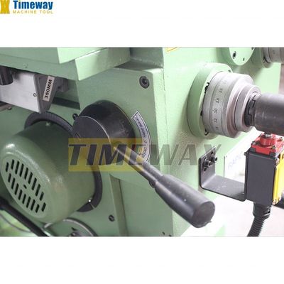 高精度TM700ターレットフレッシングマシンH/Vで効率的に機械金属部品