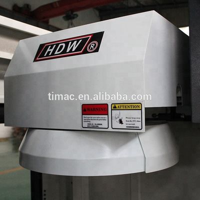 500mm スピンドル移動 VMC550 3軸線形鉄道垂直加工センター CNCマシン