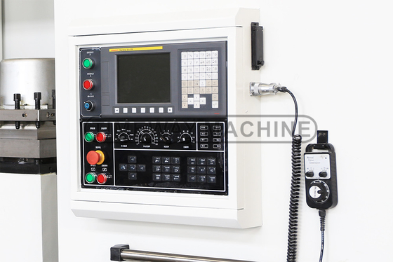 操作が簡単なAK-1250C CNCターニングセンター トーノ 5 320 r.p.m スピンドルスピード