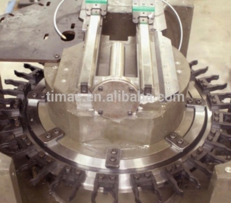 16kW 中国のGNC61CNCシステム CNC 速度切断のための五軸垂直加工センター