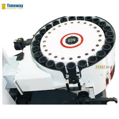 1300mm テーブル 移動 高精度垂直加工センター