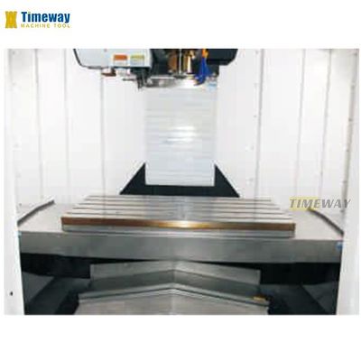 1300mm テーブル 移動 高精度垂直加工センター