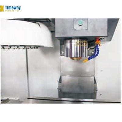 高精度VMC650垂直機械加工センター 650mm 長度移動オンライン