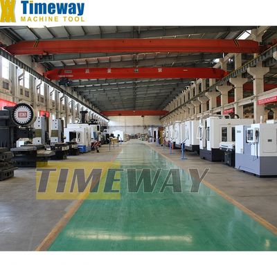 12000KG 5 軸連結垂直加工センター ± 0.008mm 位置位置精度