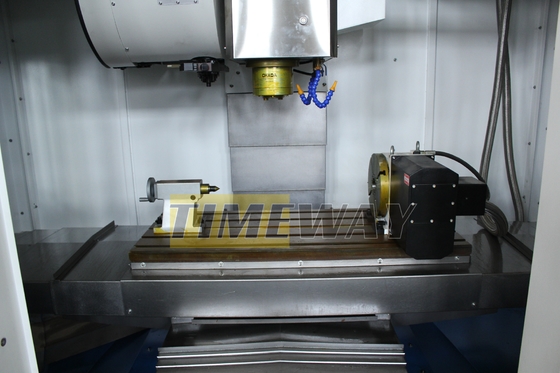 8000 20000 r.p.m スピンドル速度 VMC1060 メタル垂直加工センター 生産