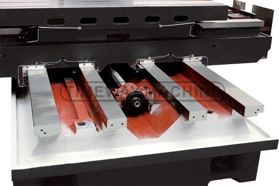 VMC1370 大型垂直加工センター 1300mm テーブル移動のCNCフレーシングマシン