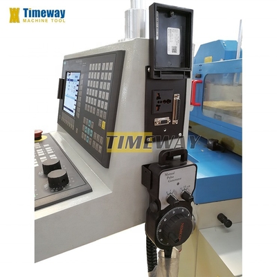 1精密加工作業のためのSG-2050CNC2